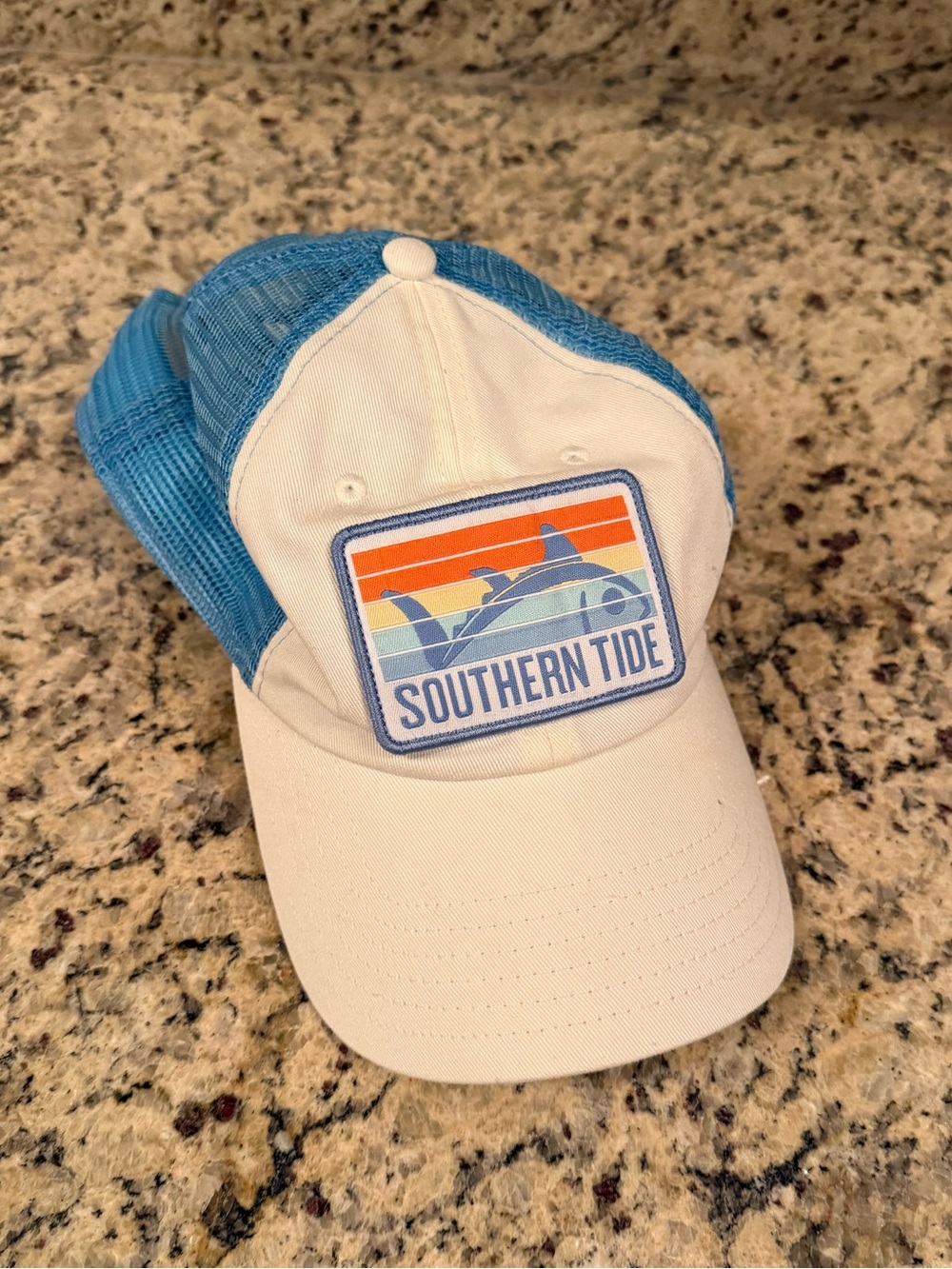 Southern tide like new trucker hat